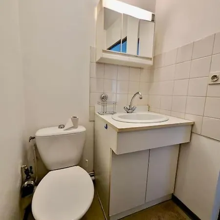 105 - Calme & Equipe Avec Parking Gratuit