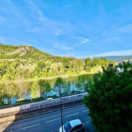 105 - Calme & Equipe Avec Parking Gratuit Grenoble